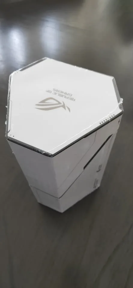 Asus ROG PHONE 6 PRO 18GB/512GB Global ROM image indicator(3)