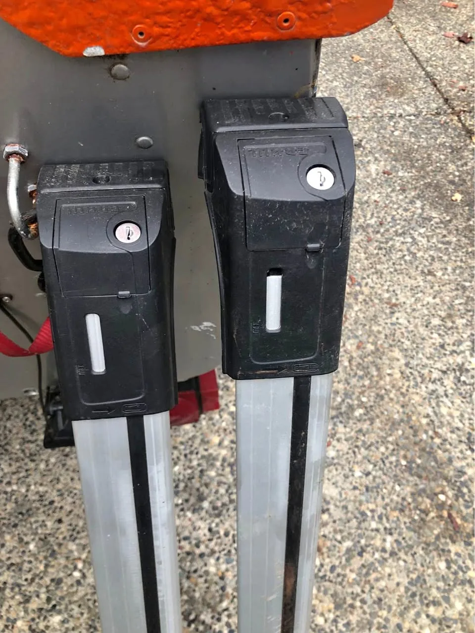 Audi Q7 roof racks 2007-2015 thumbnail