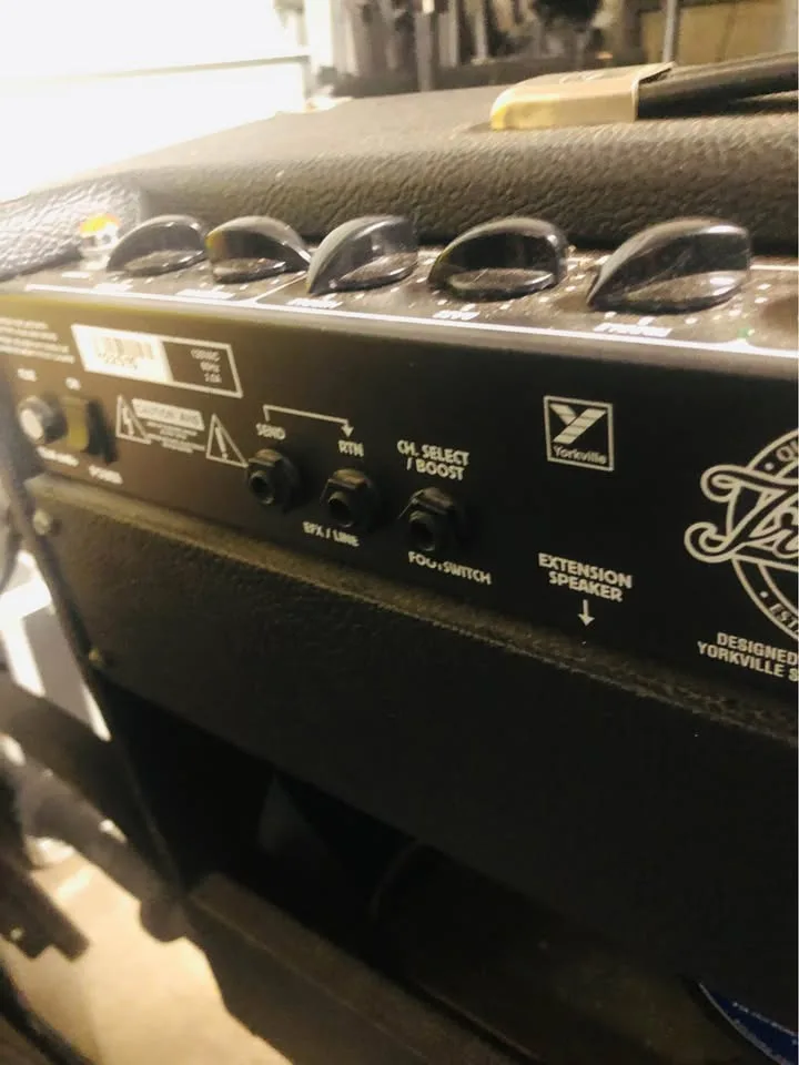 Traynor Custom Valve 40 image indicator(3)