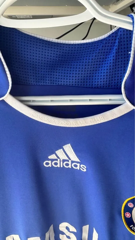 Authentic Chelsea football club jersey - large size image indicator(4)
