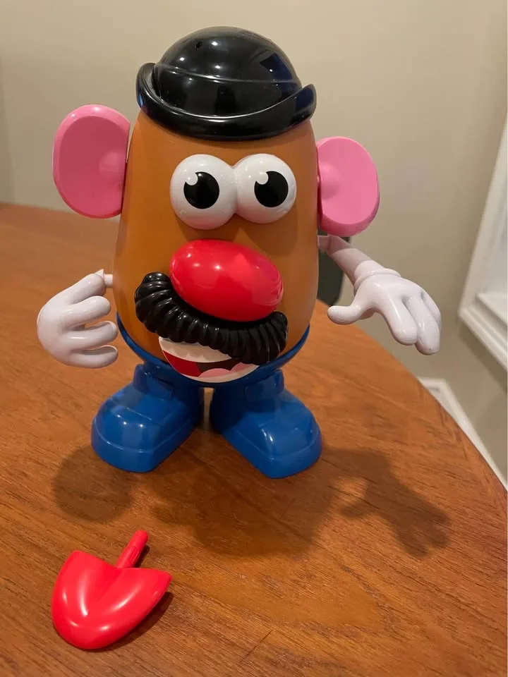 Hasbro Classic Mr. Potato Head image indicator(2)
