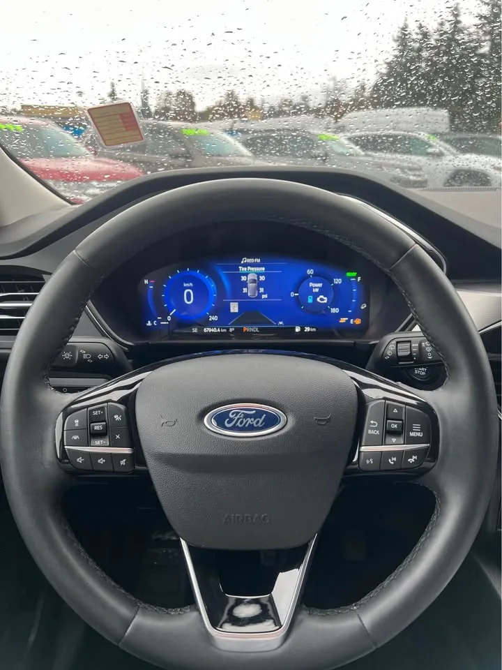 2021 Ford Escape image indicator(8)