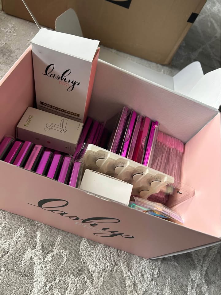 LashUp Pro Eyelash Extension Kit NOT FREE. Best price gets it. - photo 2