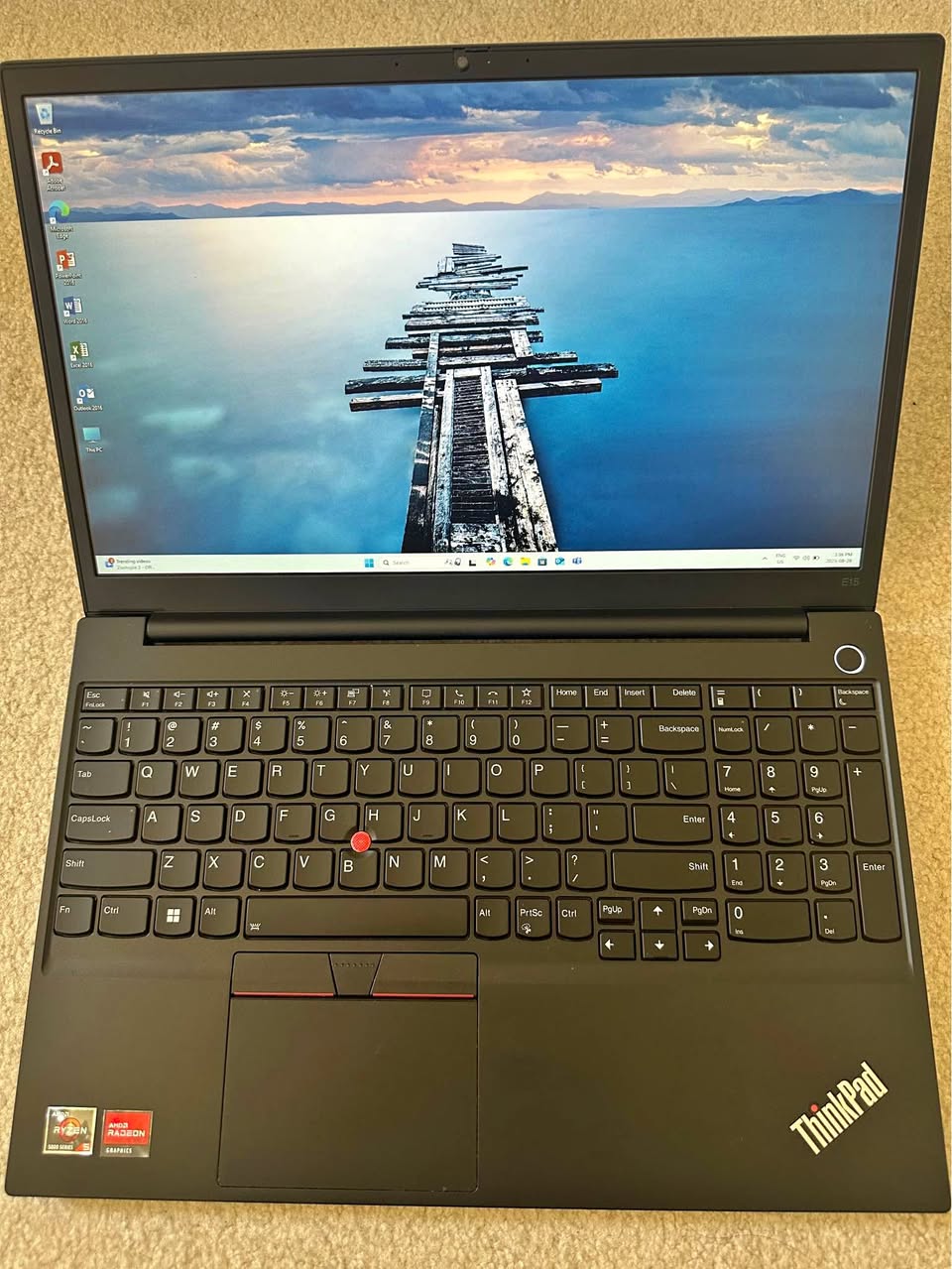 Lenovo E15 - Ryzen 5 - 16GB - 512 GB