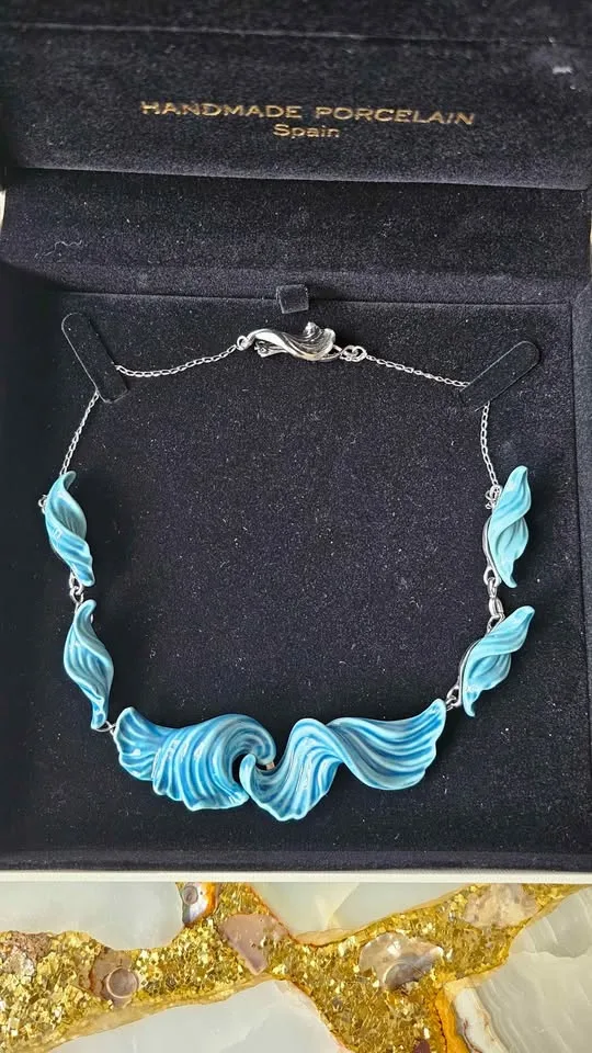 Lladró Aquarium Necklace Porcelain Blue/Turquoise (Never Worn) image indicator(3)