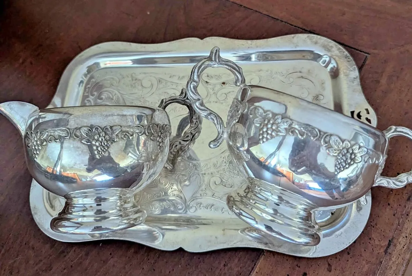 Viking Plate Cream and Sugar Bowl and Tray thumbnail