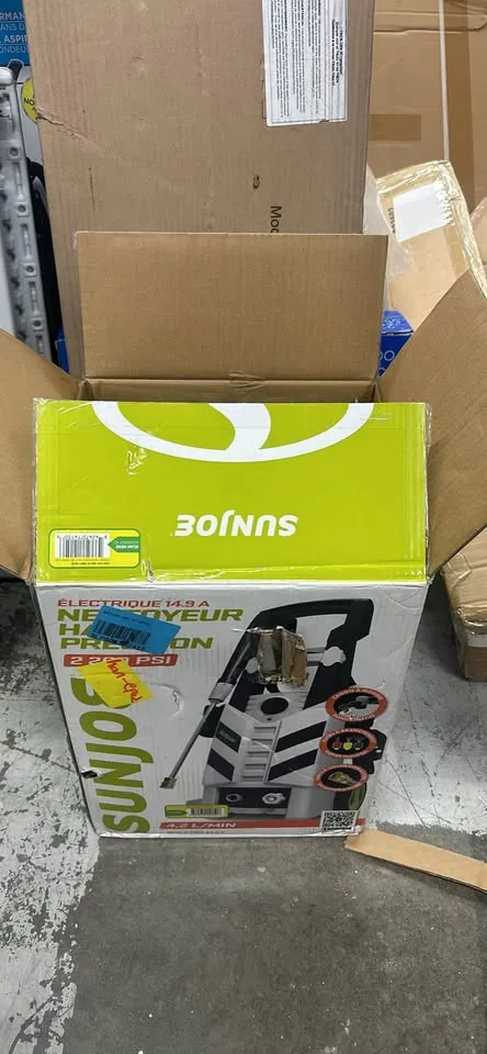 Brand new pressure washer still in box image indicator(2)