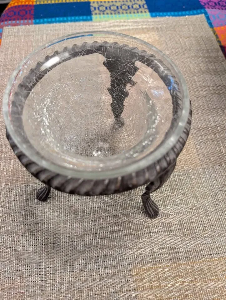 Tabletop Crackle Glass Bowl with Ornate Stand image indicator(2)