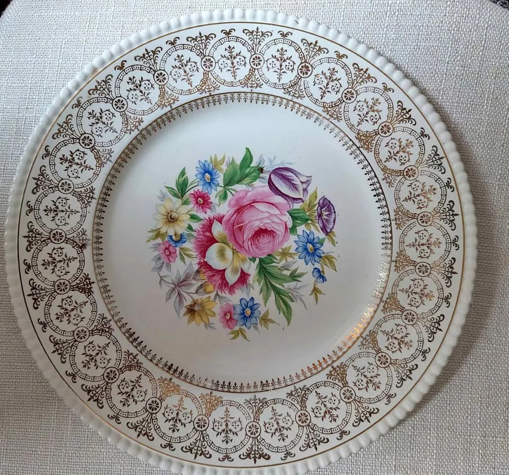 Collectable Plate- Ambassador Ware Athlone Pattern # 606 thumbnail