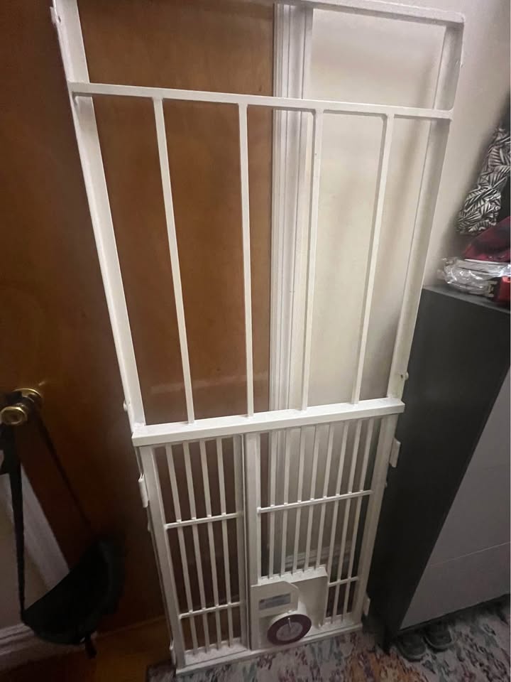 Fire-safe window gate - photo 2