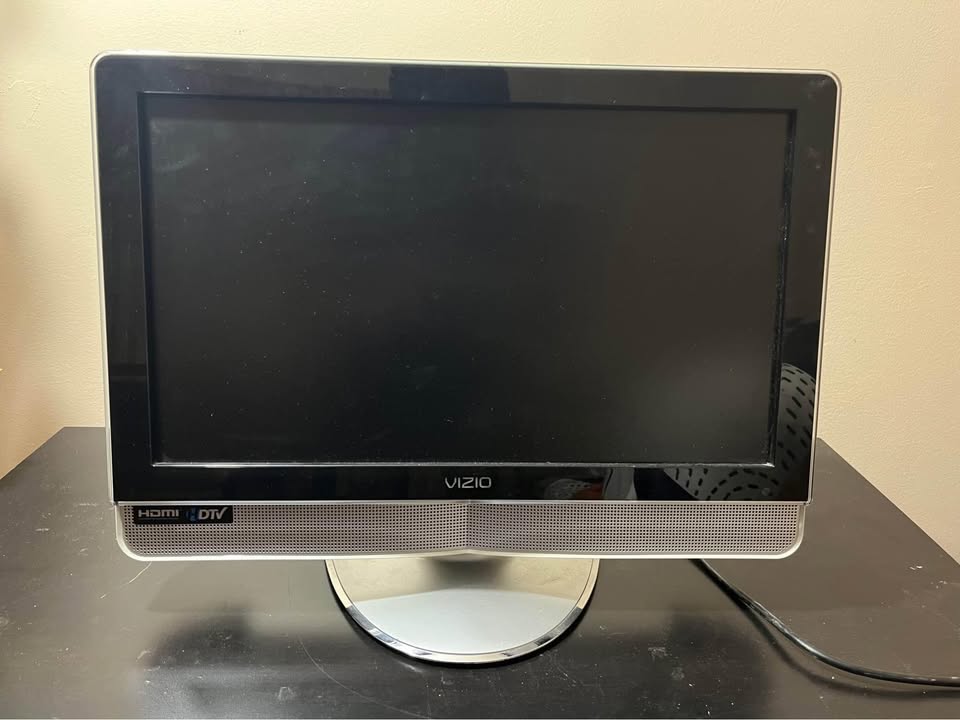 Vizio VX20L 20” HDTV Retro Monitor