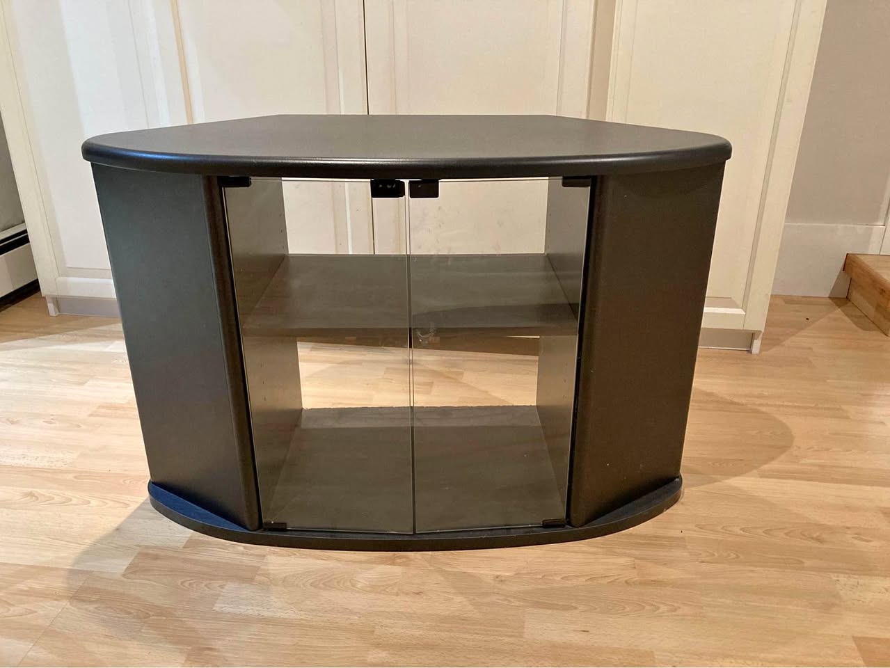 Corner TV Stand