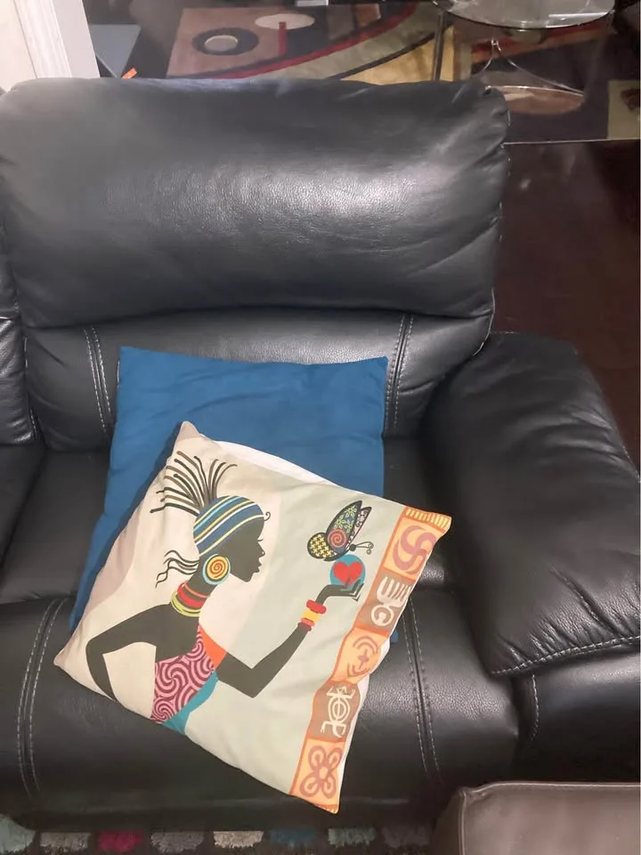 Couch For Sale!!! image indicator(3)