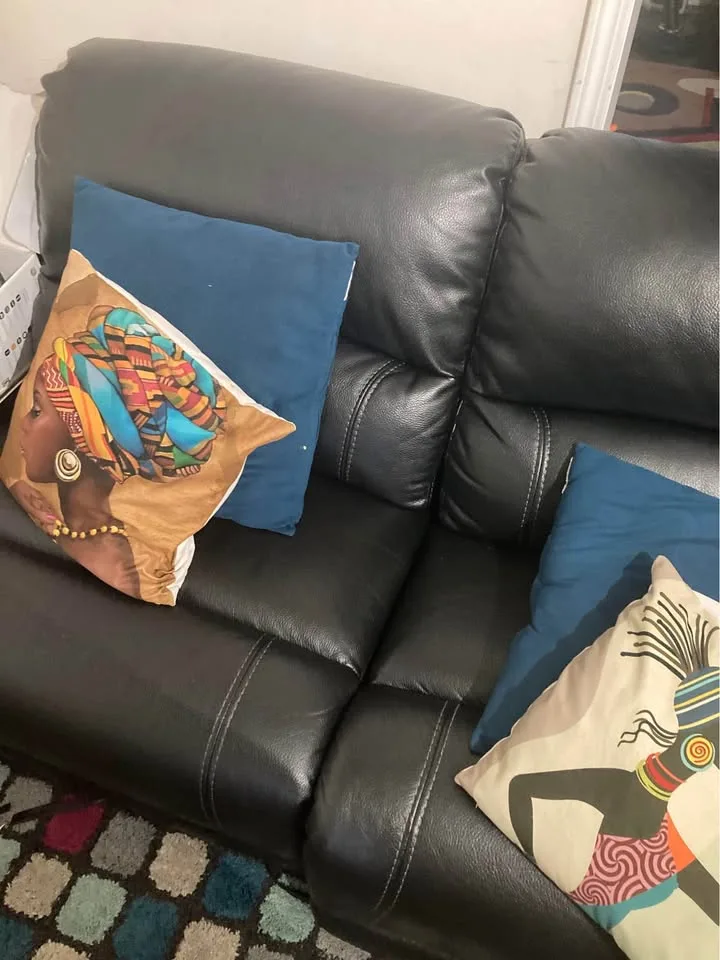 Couch For Sale!!! image indicator(4)