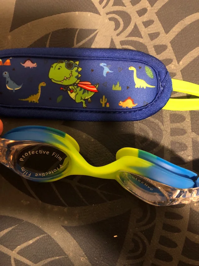 Brand new kids toys, games, books and goggles image indicator(4)