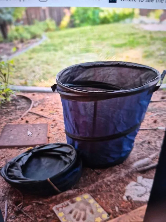 Collapsible garbage bin - canvas material