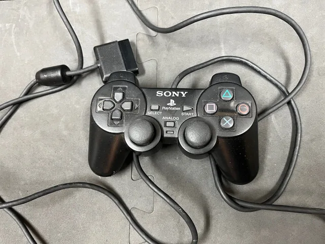 PlayStation 2 (PS2) Controller, Black thumbnail