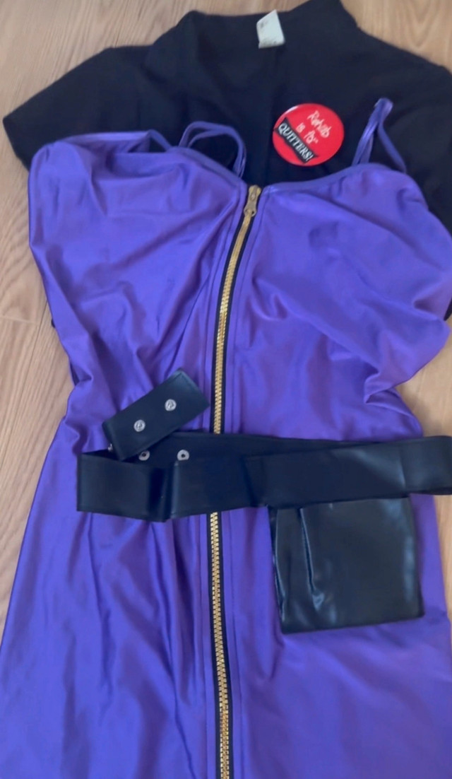 2 Halloween costumes for women