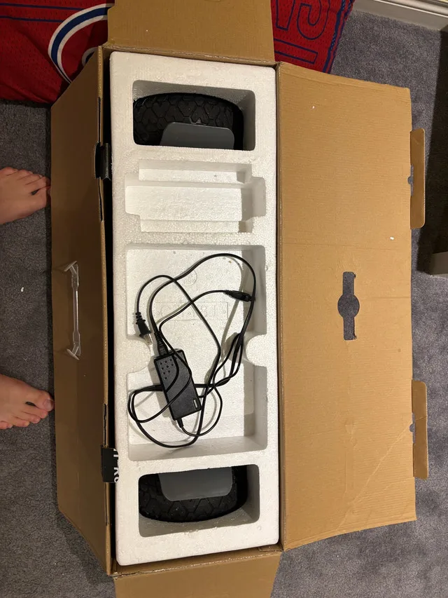 ProZip Hoverboard Used - Fair/Good (Off-road scooter) image indicator(2)