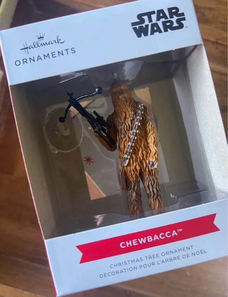 Hallmark Chewbacca with Crossbow Ornament image indicator(6)