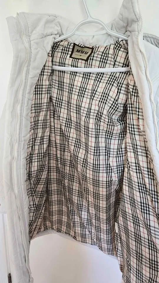 Winter Parka Jacket - Size M image indicator(4)