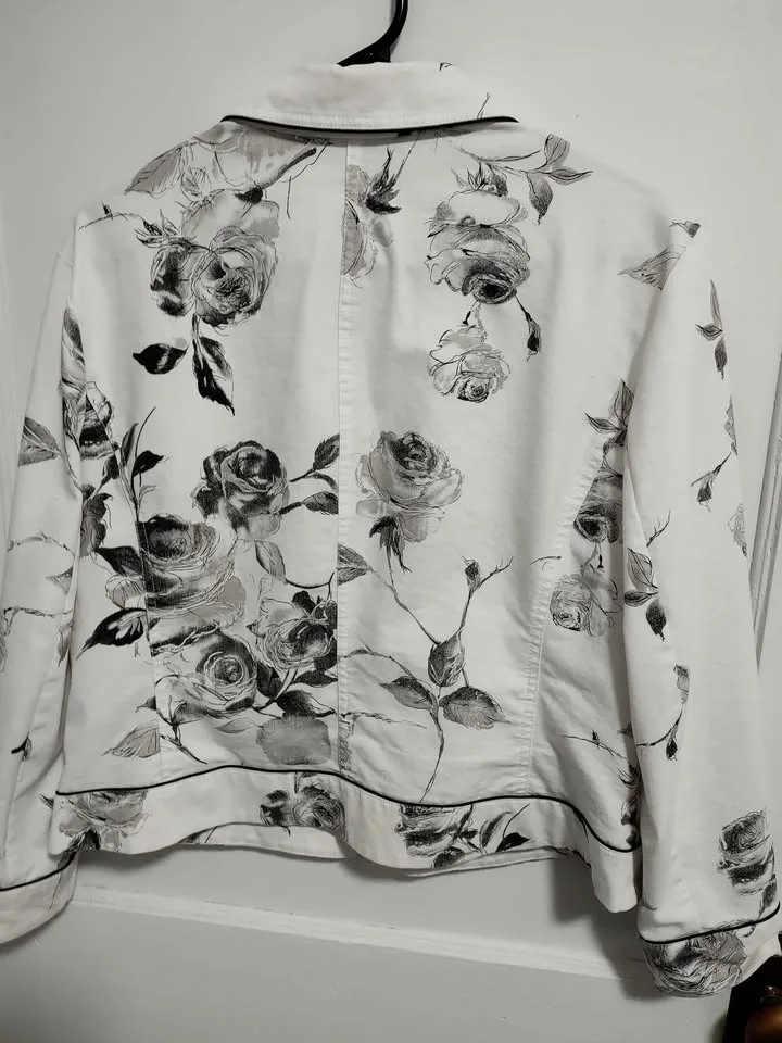 Women’s Floral Jacket – Size 14 (Petite) image indicator(5)