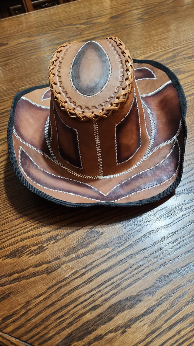 Vintage Leather Cowboy Hat with Hand Paint - photo 4