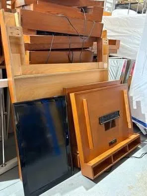 Hotel TV Panels + LG TVs | 20 Sets Available | $150 image indicator(2)