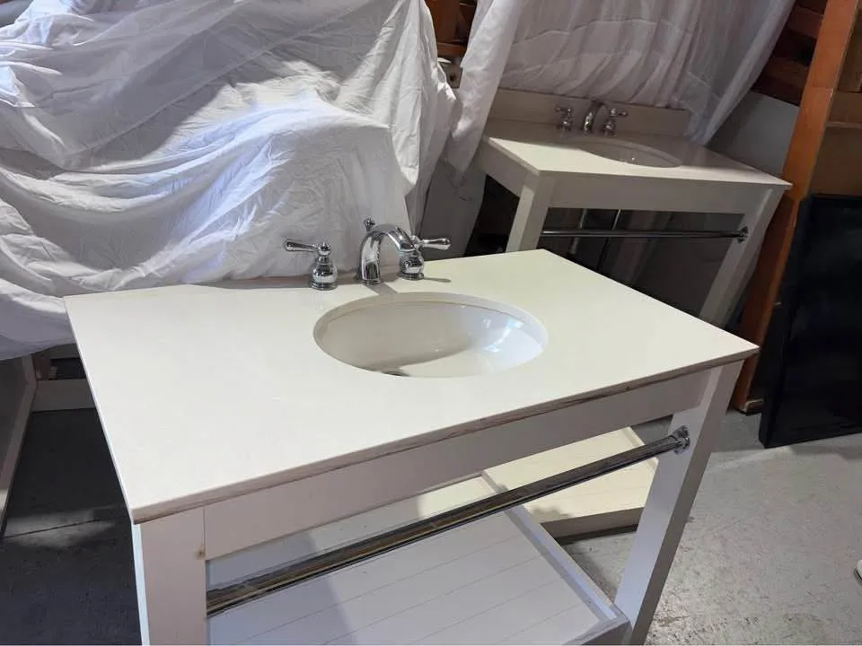Hotel Liquidation – White Stone Top Bathroom Vanities image indicator(5)