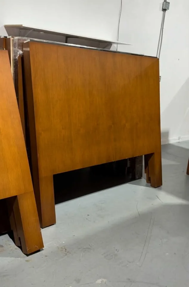 🛏️ Hotel Liquidation – King & Queen Headboards | $100–$120 image indicator(3)