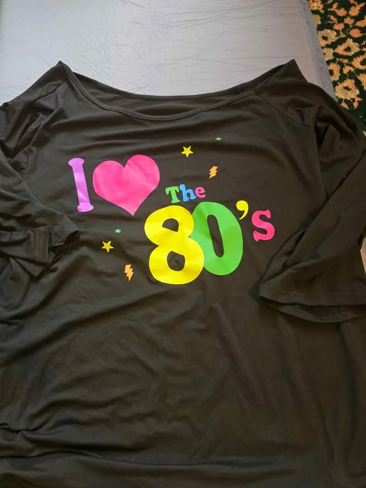 🎉 Brand New “I ❤️ The 80’s” Costume Set — Size L-XL 🎃 image indicator(2)
