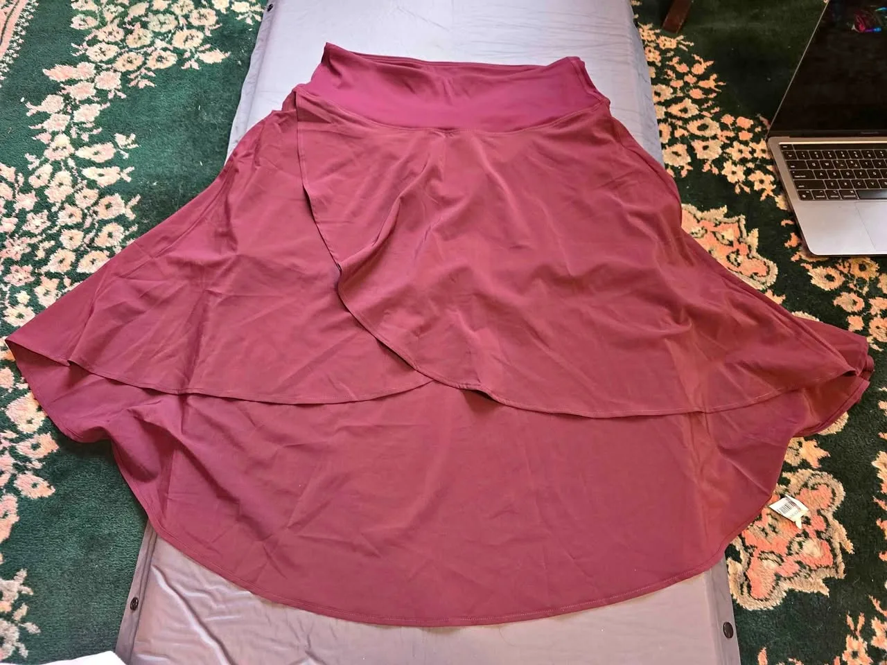 Brand New Size Large Burgundy Skirt – Perfect Fall Style! 🍂 thumbnail