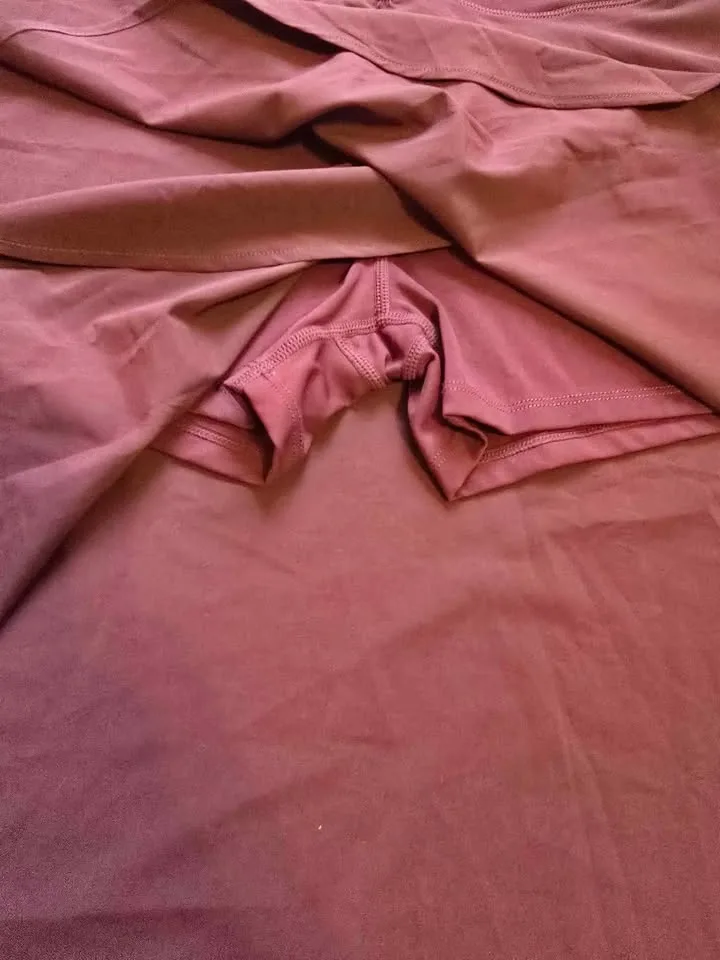 Brand New Size Large Burgundy Skirt – Perfect Fall Style! 🍂 image indicator(2)