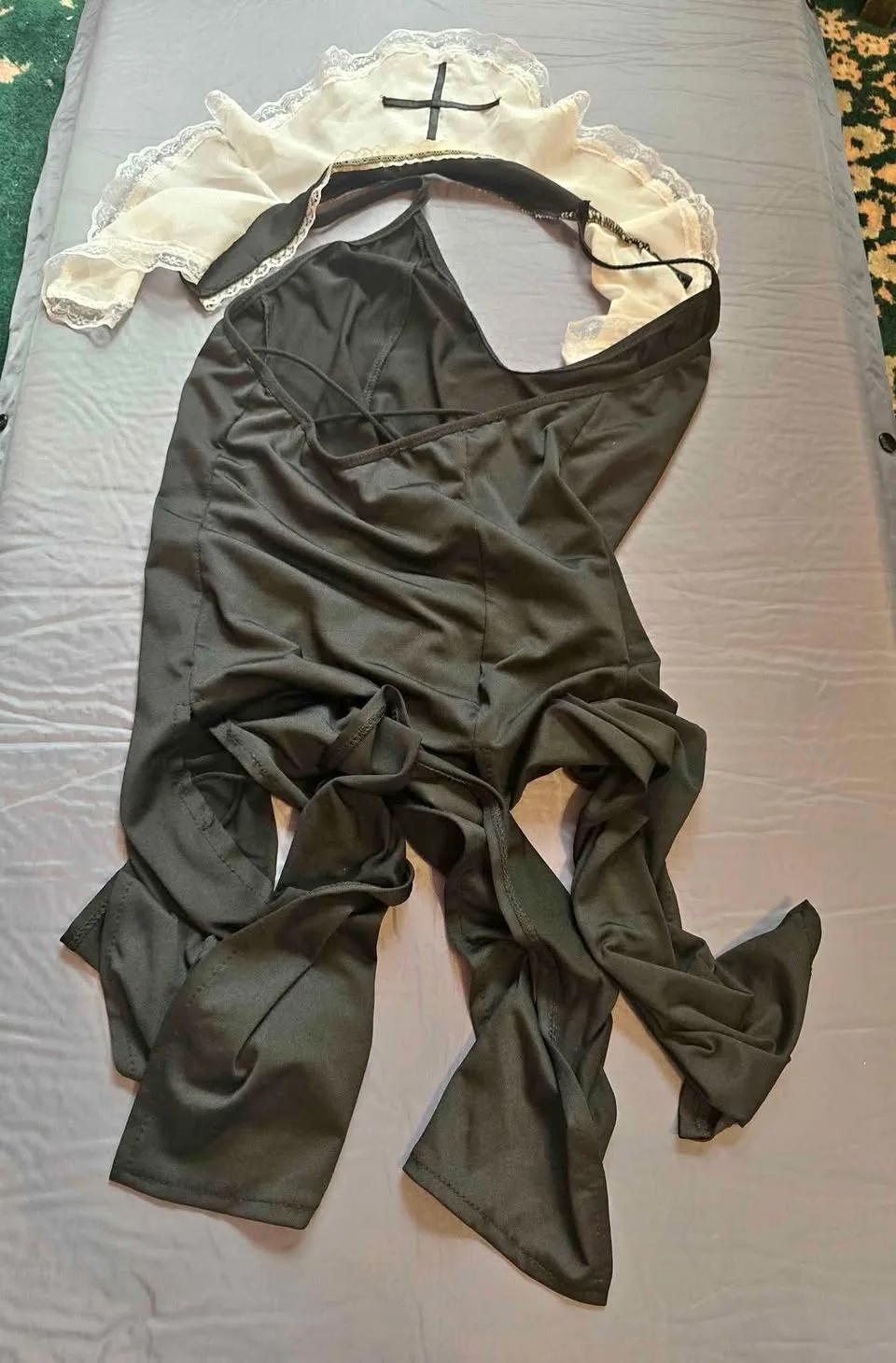 🎃 Halloween Nun Costume – Only $10! ⛪🖤 thumbnail