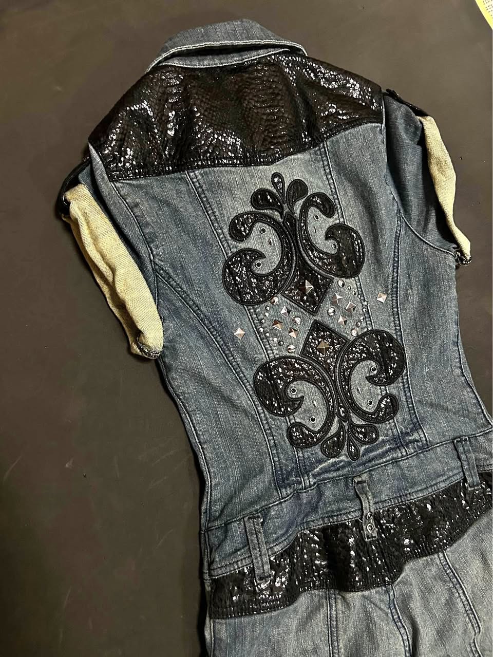 Dereon bodysuit