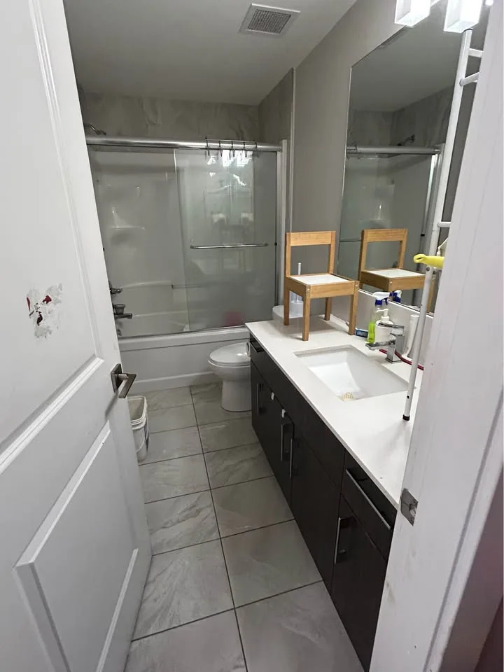 3 Beds 2 Baths - Townhouse image indicator(3)