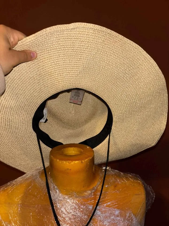 🎃 Brand New Furtalk Wide Brim Straw Sun Hat – Adjustable M/L 👒✨ image indicator(2)