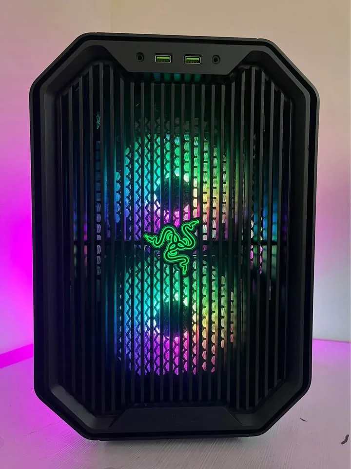 Antec Cube (RAZER) Gaming PC! image indicator(5)