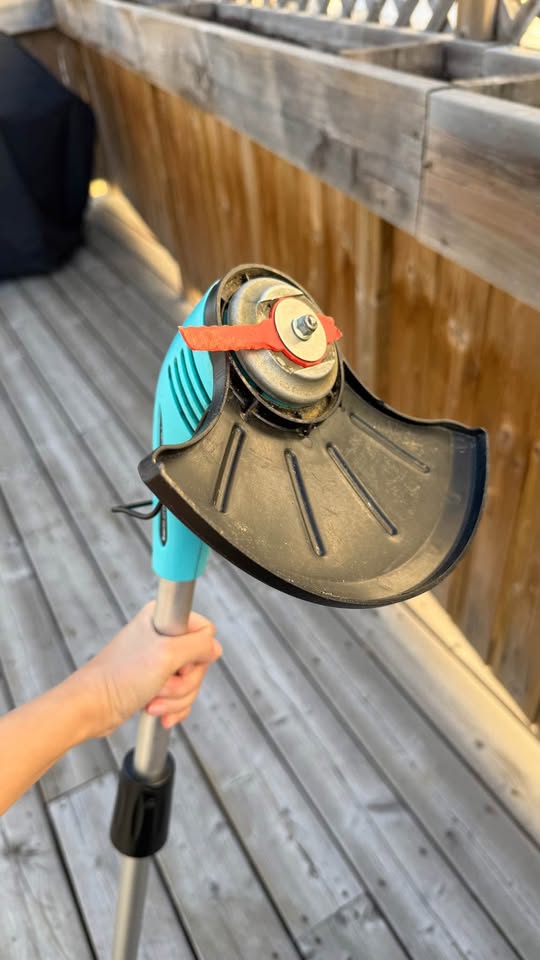 Cordless Grass Trimmer – HooSeen 12V with Battery - photo 5