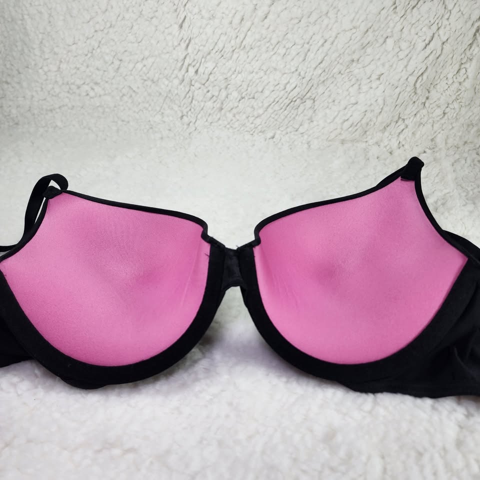 32D Pink Victorias Secret Wear Everywhere Push-Up Black Bra - photo 4
