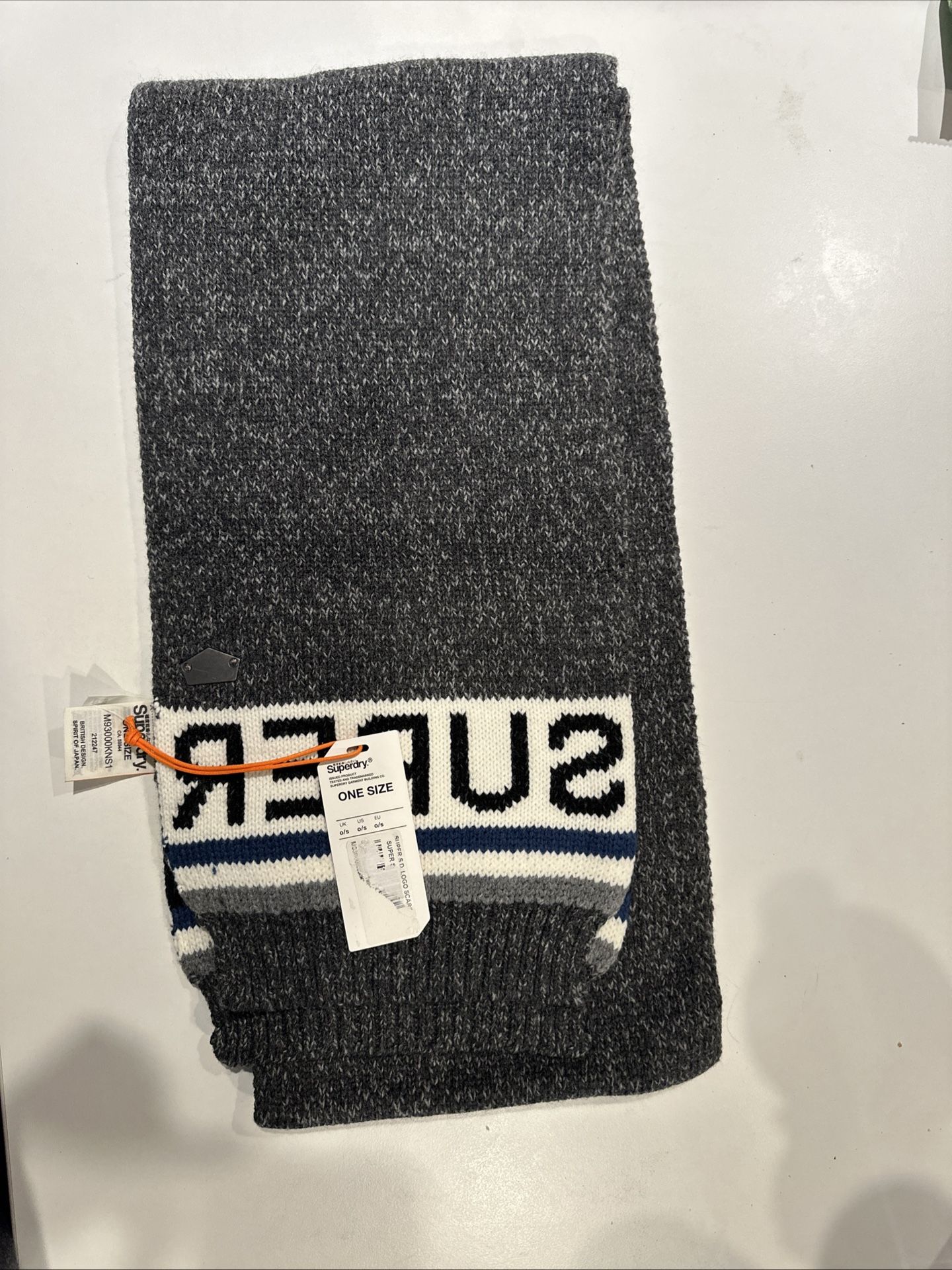 SUPERDRY Scarf Men's Dark Gray 74" x 9" 🧣🥕