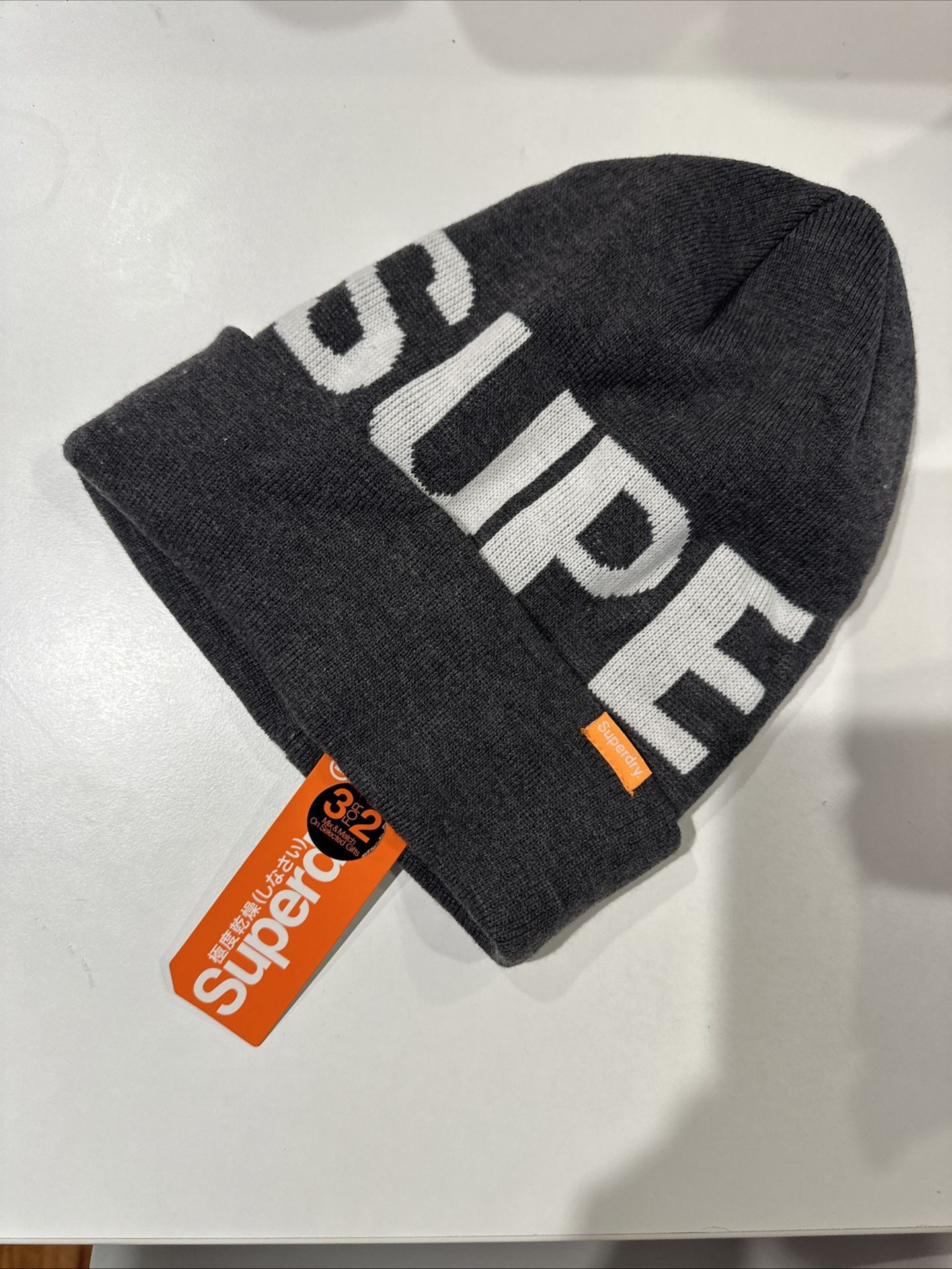 Superdry Vintage Logo Beanie 🥕