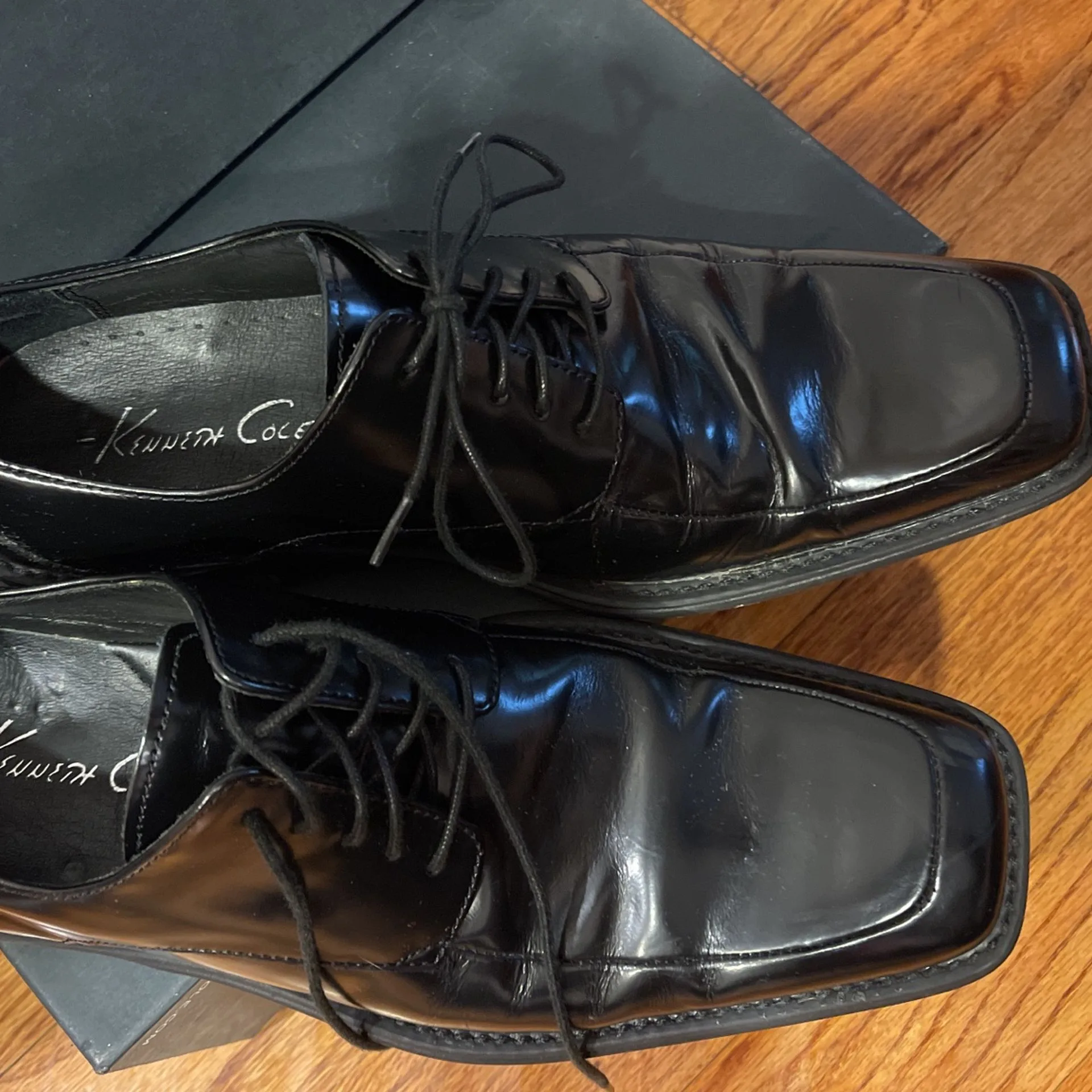 Kenneth Cole Shoes , Town Hall Black Size 7.5 🥕 image indicator(2)