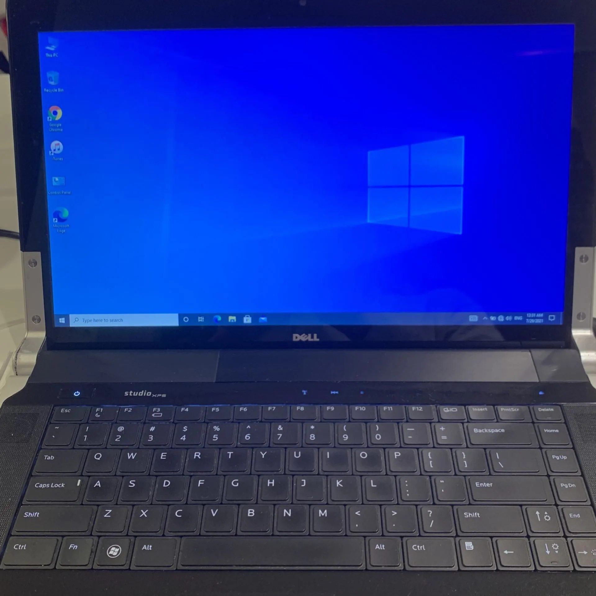 Dell Studio XPS 1645 i5 CPU Window 10 💻 thumbnail