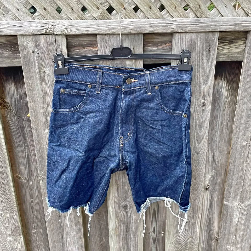 Baggy and distressed Prsn blu jorts thumbnail
