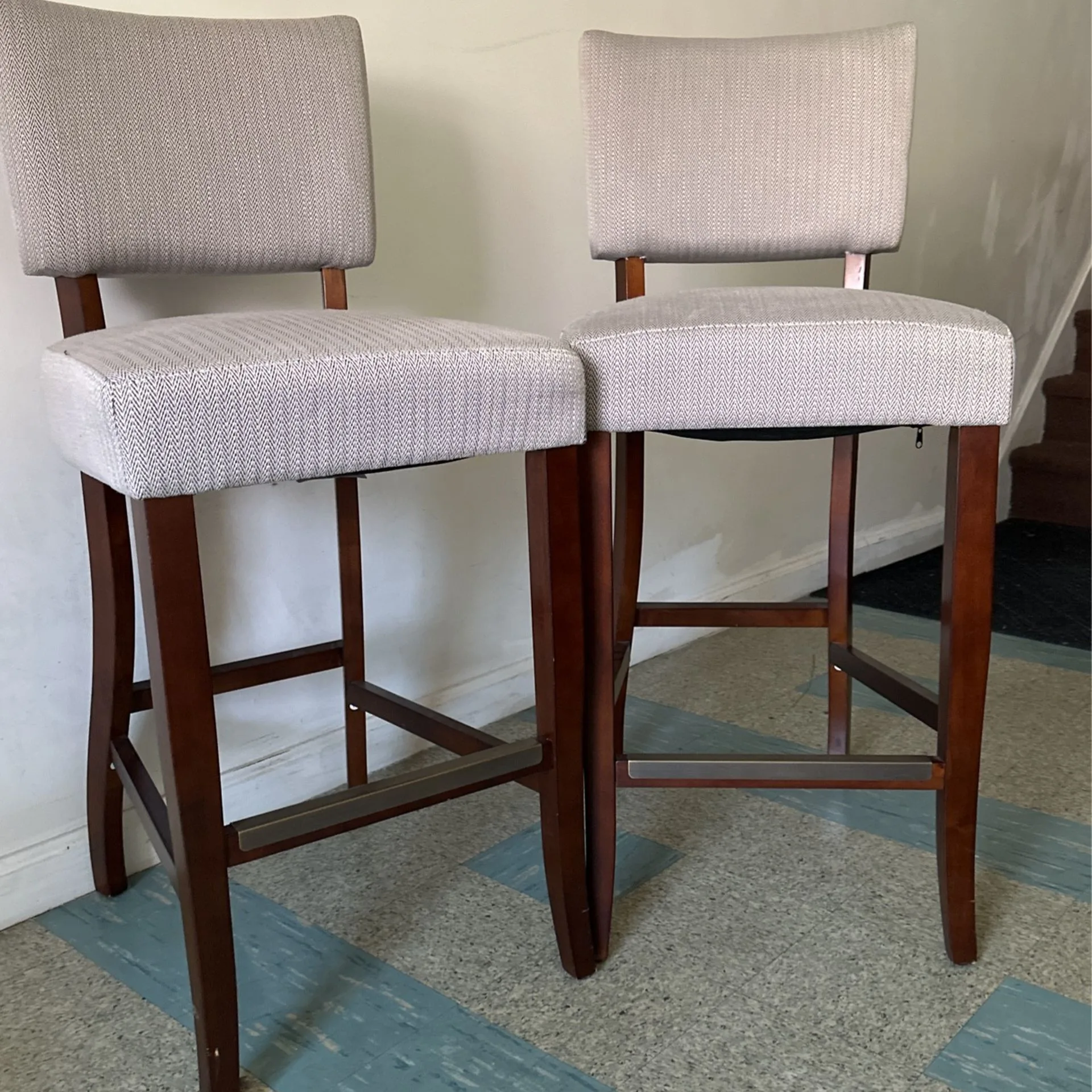 Wood Chair 🪑🥕 image indicator(2)