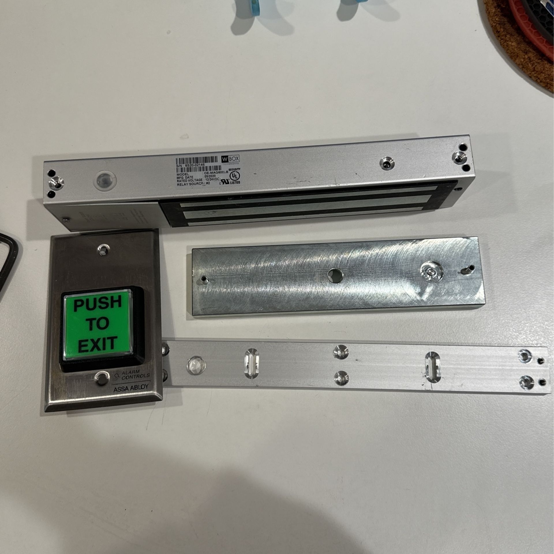Wbox technology model: OE-MAG 600LB MFG Date : 05/2020