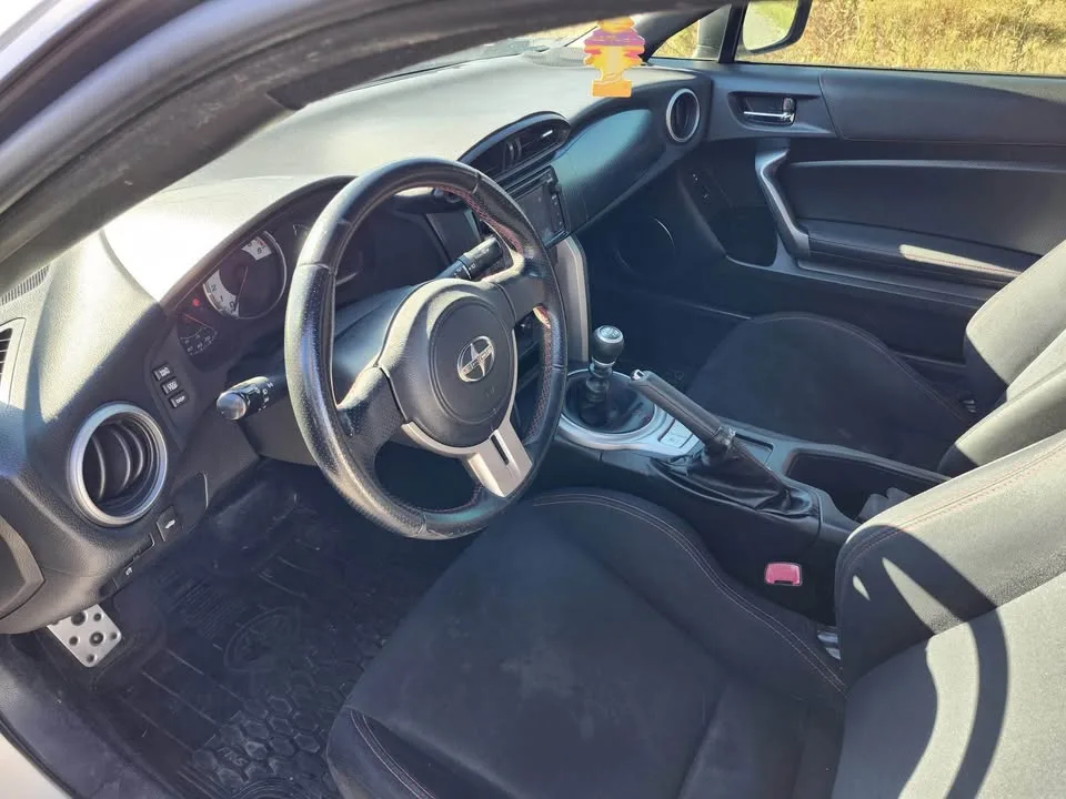 2014 Scion FR-S image indicator(3)