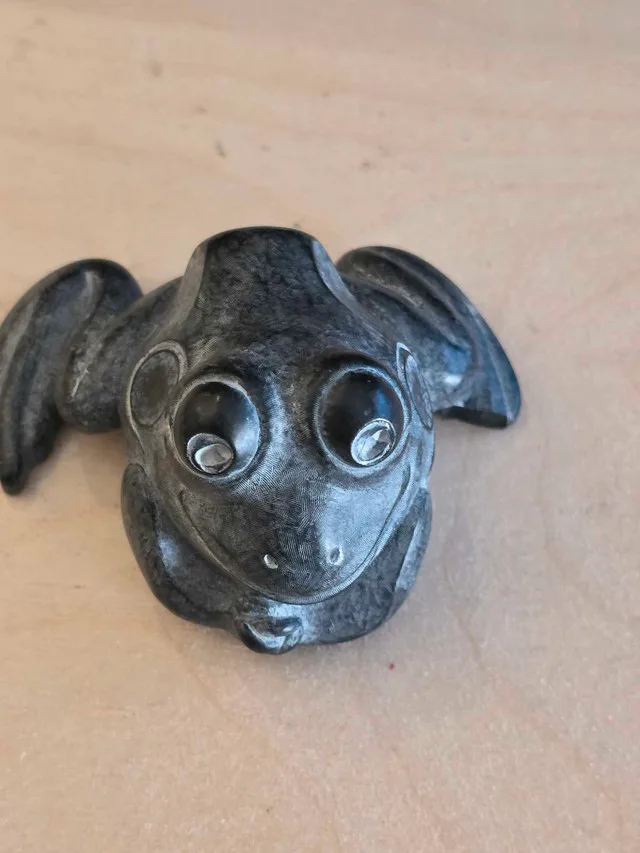 VTG BOMA Carved Frog Figurine Resin Made in Canada 3" x 1.5" thumbnail