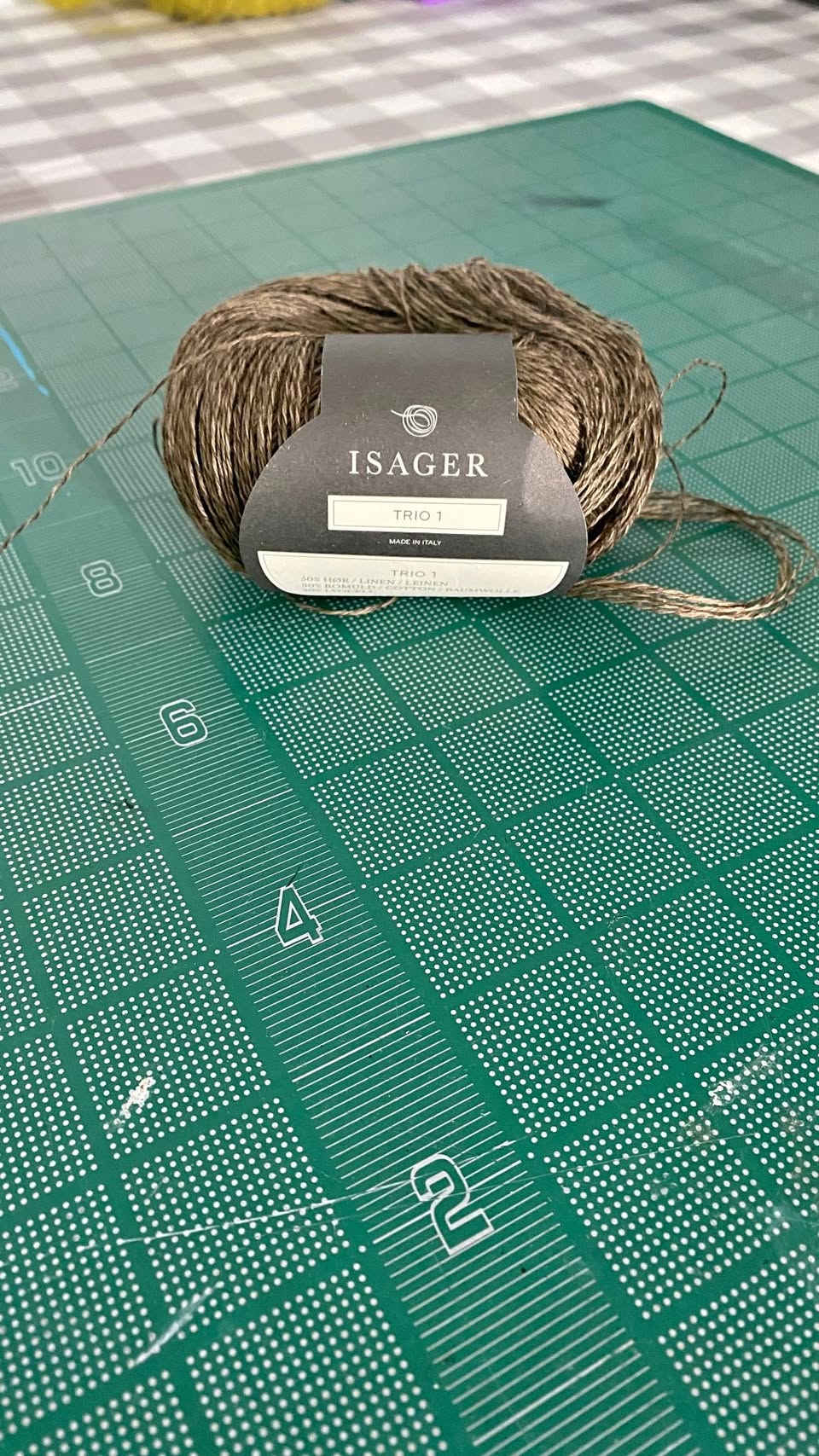isager linen blend yarn - khaki